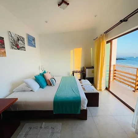 Cormorant Beach House Puerto Villamil Extérieur photo